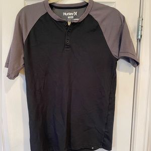 Hurley Men’s shirt